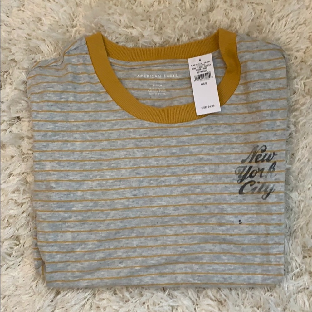 Short sleeve tee